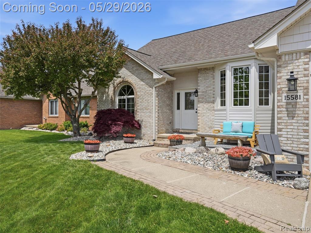 15581 Spiceway Fraser, MI 48026 - Photo 3 of 72