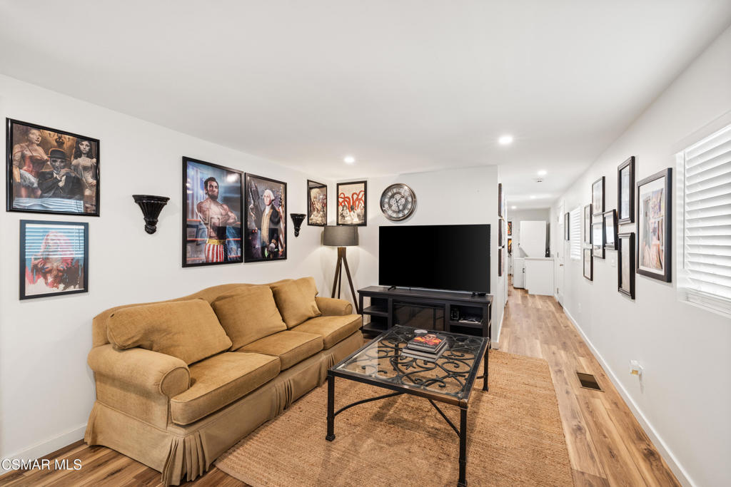 1550 Rory Lane, Unit 166 Simi Valley, CA 93063 - Photo 7 of 29
