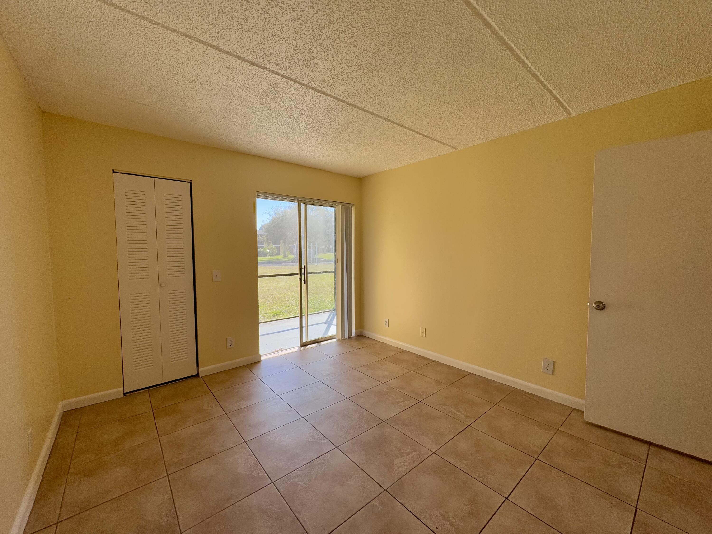 710 Meadows Circle Boynton Beach, FL 33436 - Photo 12 of 31 IMG_7291