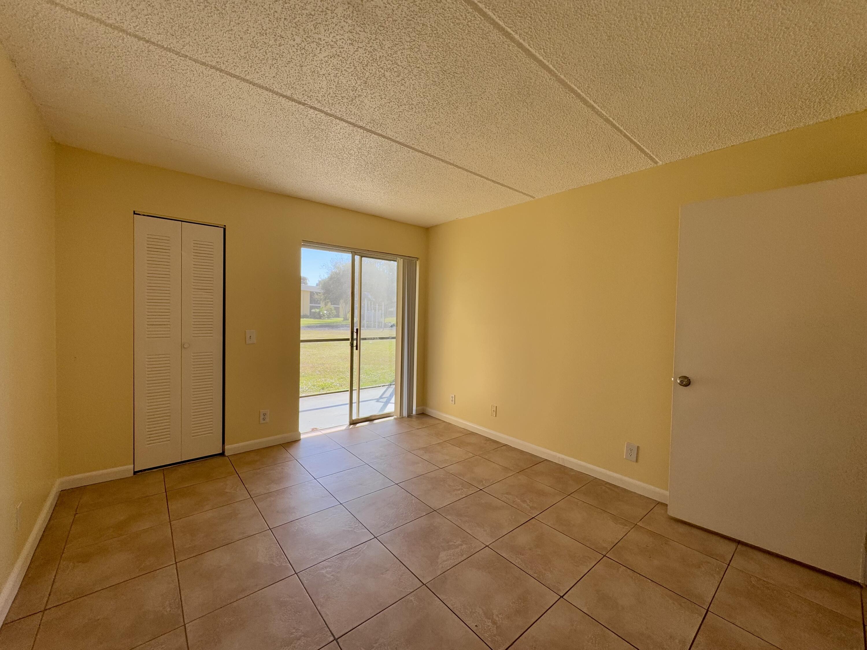 710 Meadows Circle Boynton Beach, FL 33436 - Photo 15 of 31 IMG_7294