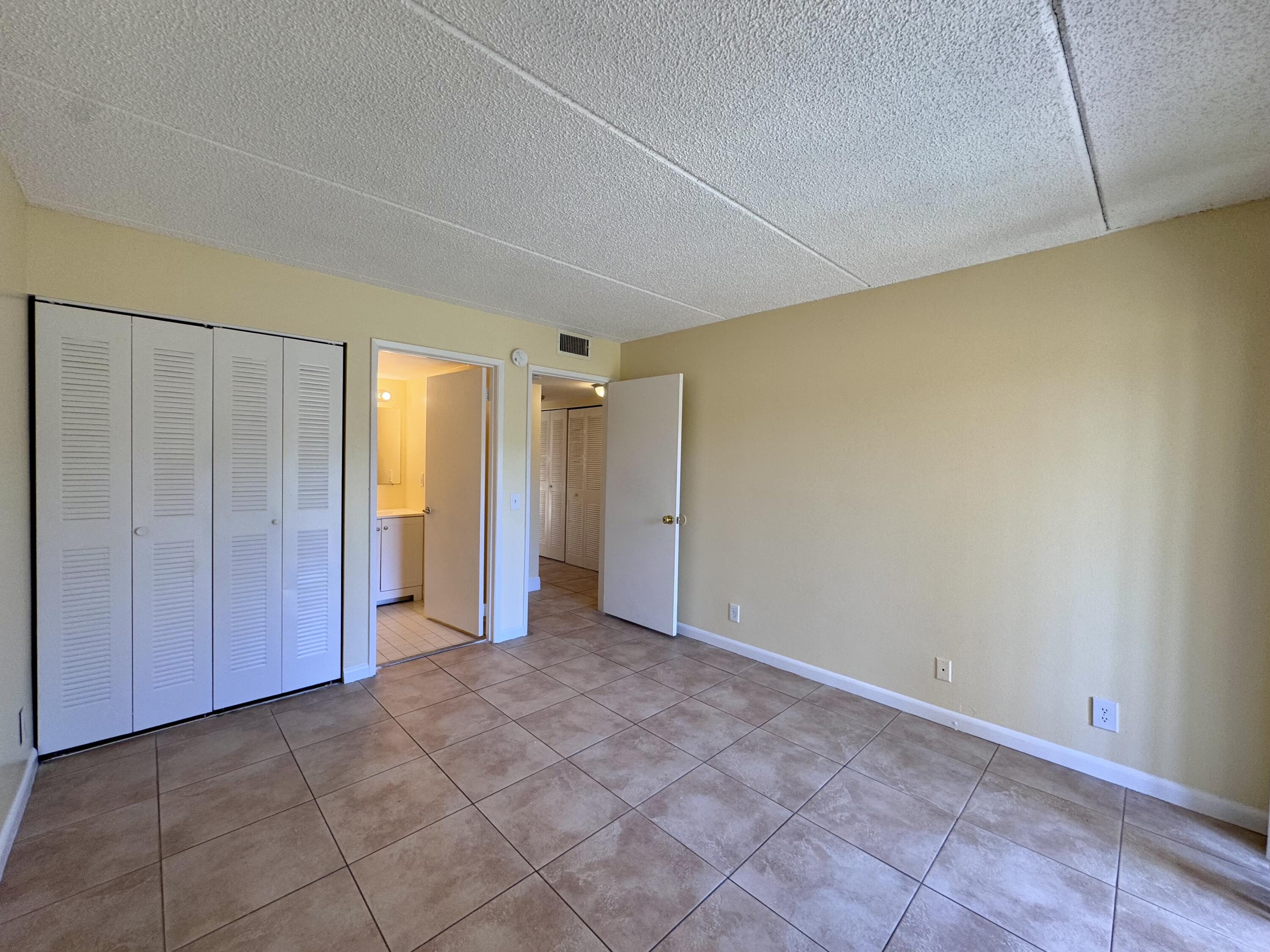 710 Meadows Circle Boynton Beach, FL 33436 - Photo 19 of 31 IMG_7298