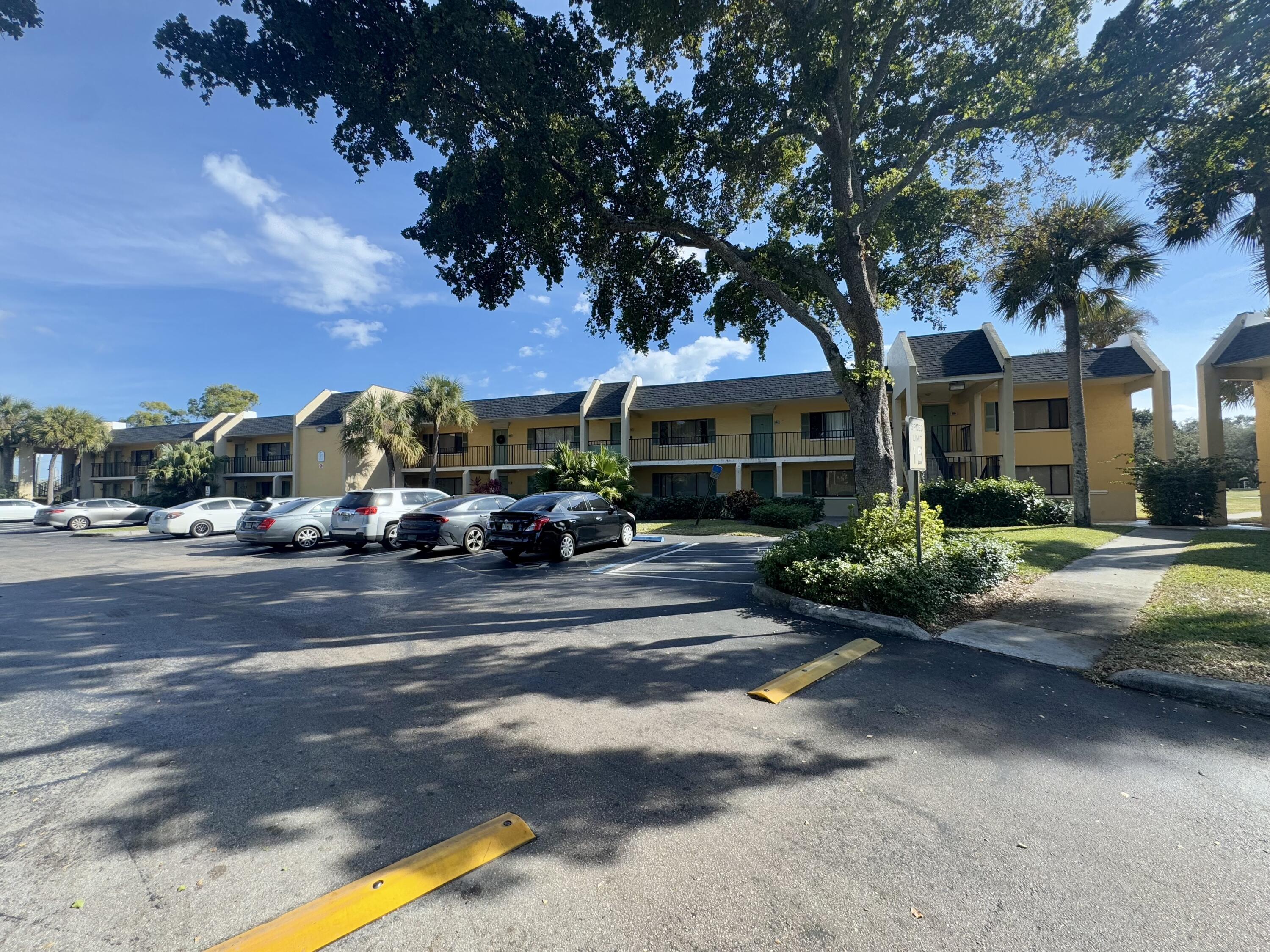 710 Meadows Circle Boynton Beach, FL 33436 - Photo 31 of 31 IMG_7264