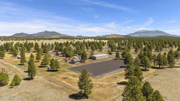 $1,879,000 | 13428 Keith Drive, Parks, AZ 86018