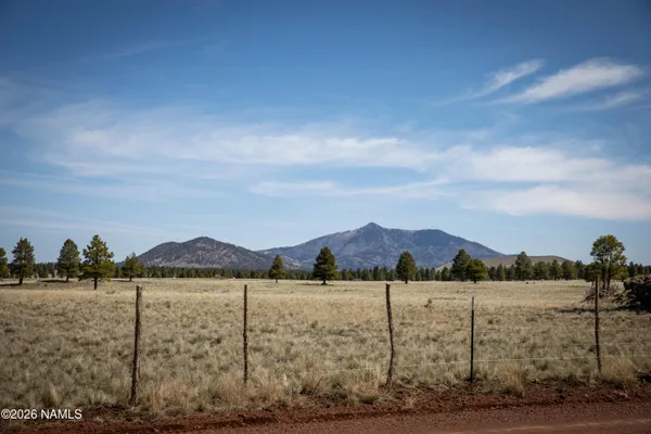 $1,879,000 | 13428 Keith Drive, Parks, AZ 86018