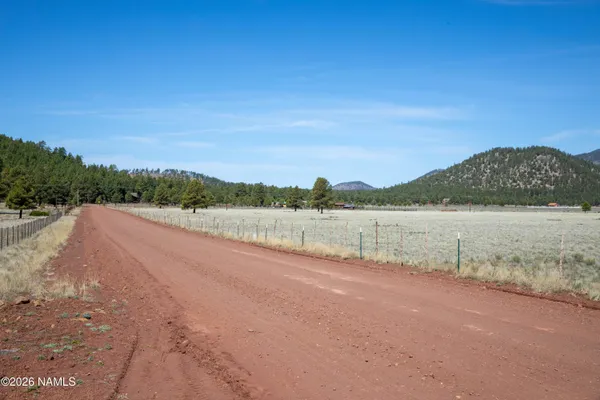 $1,879,000 | 13428 Keith Drive, Parks, AZ 86018