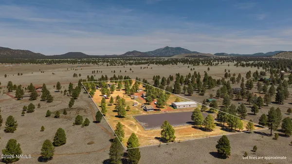 $1,879,000 | 13428 Keith Drive, Parks, AZ 86018