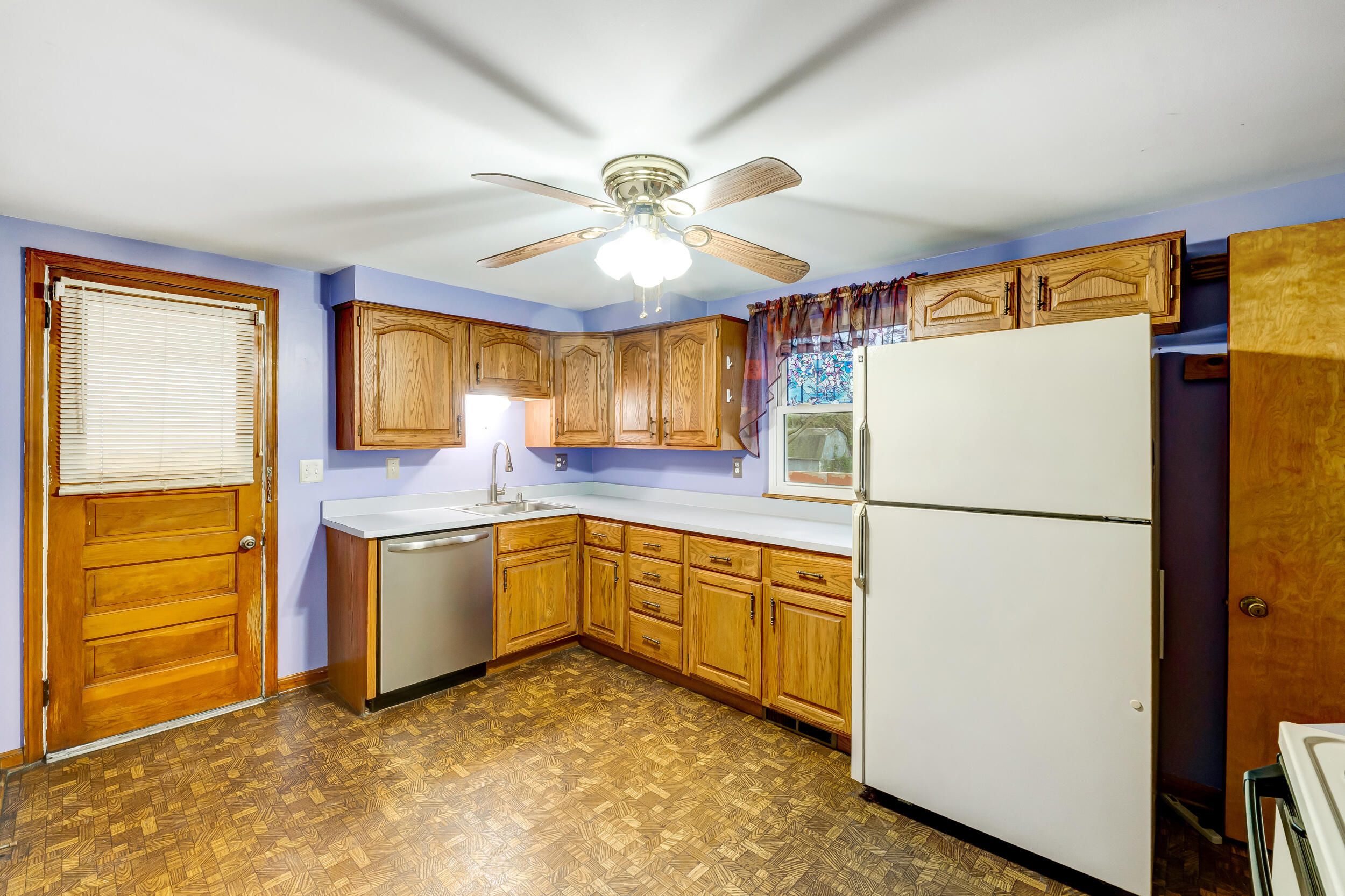6144 Ridge Road Florence, KY 41042 - Photo 7 of 28 Gallery Image 7