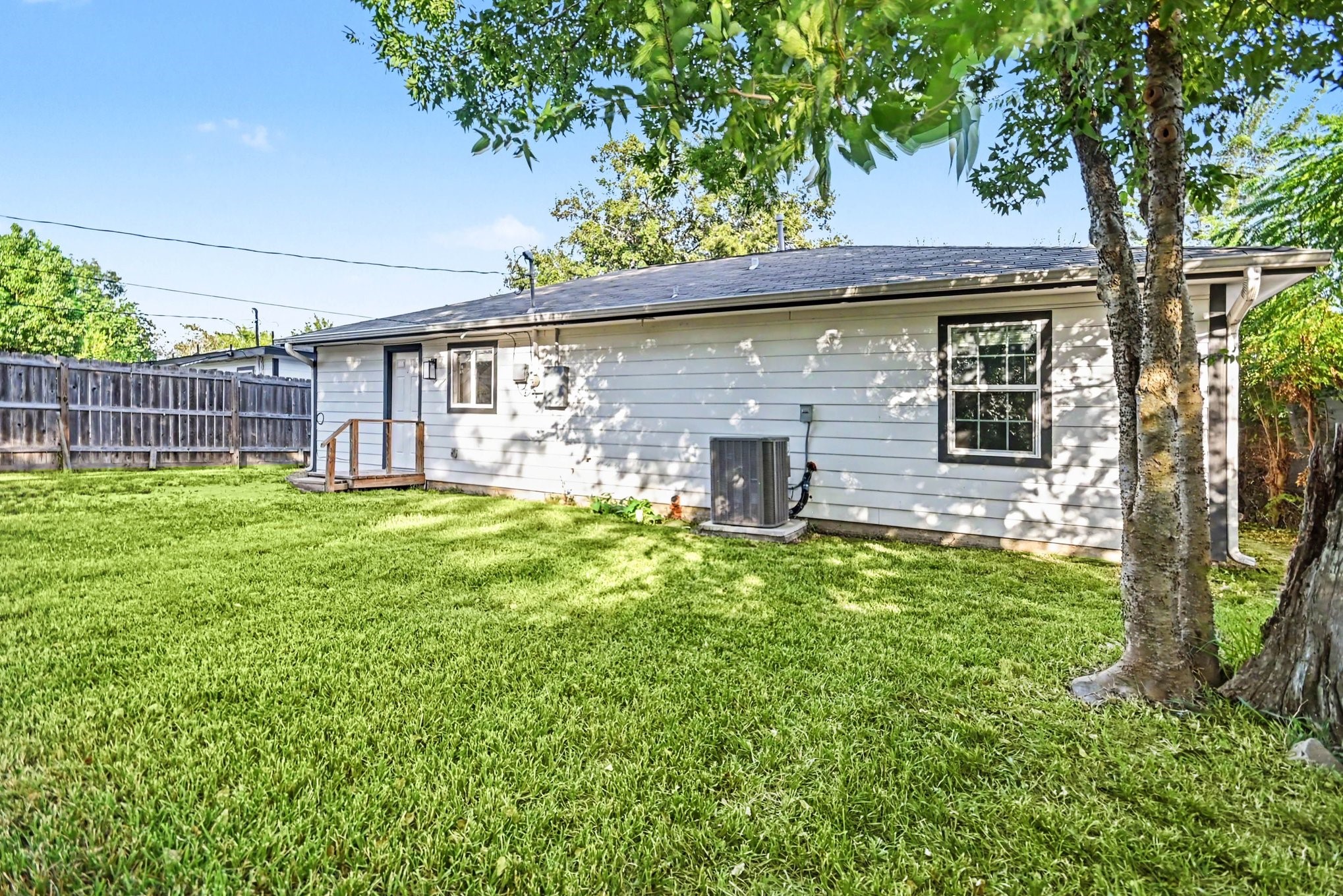 7346 Okinawa Road Houston, TX 77033 - Photo 13 of 17 Gallery Image 13