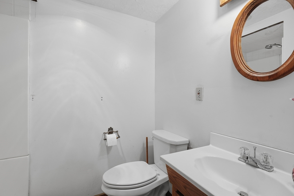 6 Spring Terrace Shrewsbury, MA 01545 - Photo 17 of 20 Gallery Image 17