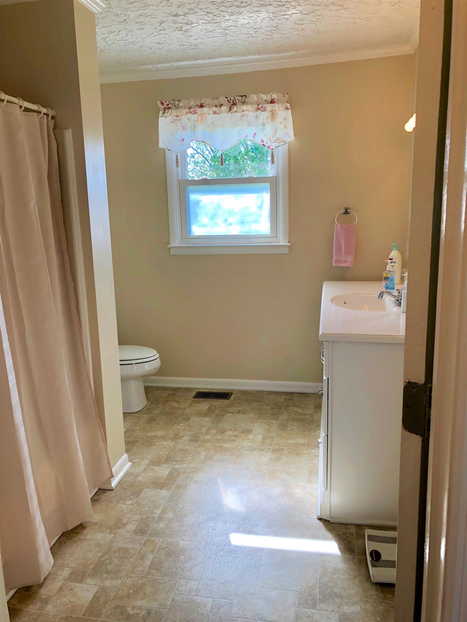 8395 Sims Road Christiana, TN 37037 - Photo 13 of 30 Gallery Image 13