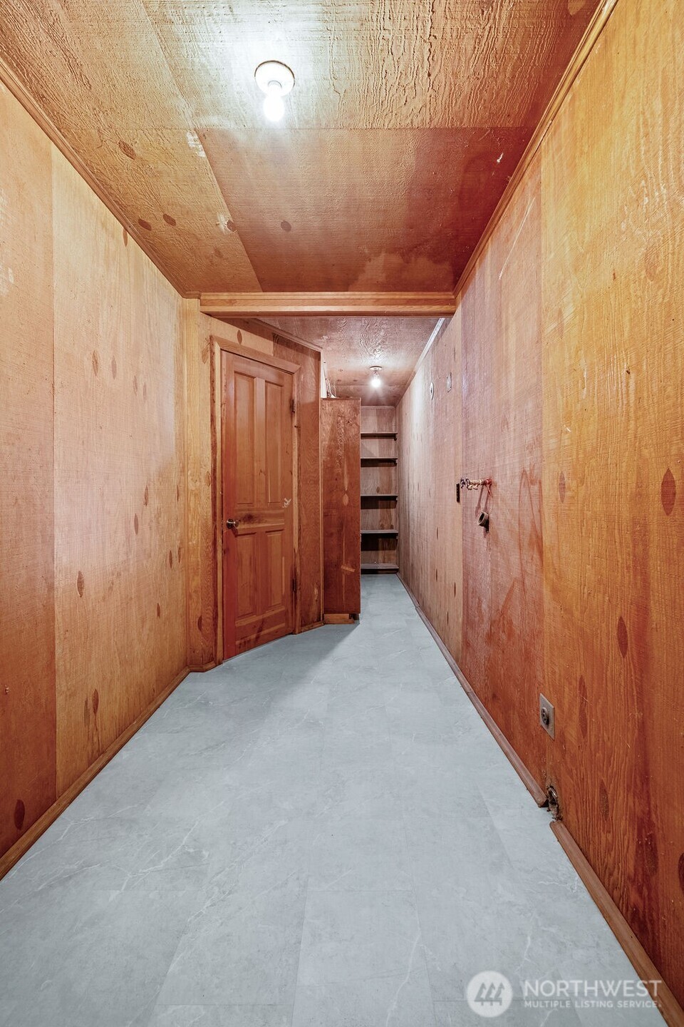 7302 Blaine Road Aberdeen, WA 98520 - Photo 14 of 38 a view of hallway with stairs