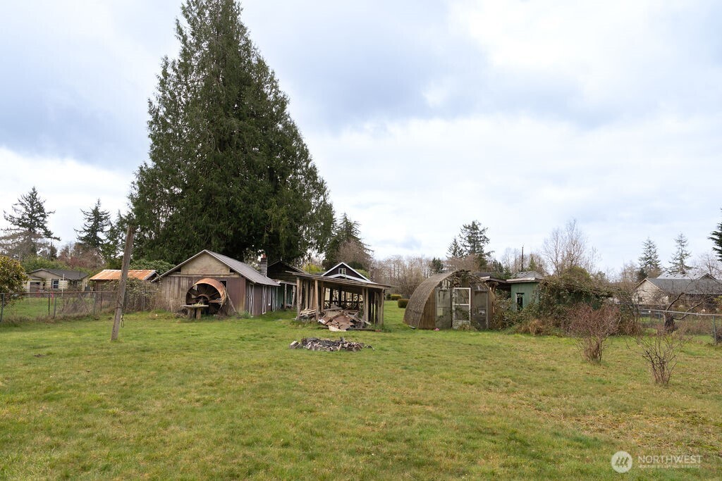 7302 Blaine Road Aberdeen, WA 98520 - Photo 23 of 38 a view of a house with yard and sitting area