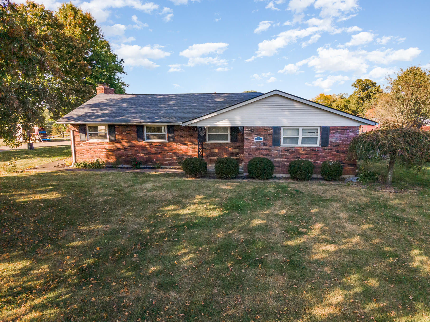 17 Old Beaver Road Walton, KY 41094 - Photo 2 of 48 Gallery Image 2