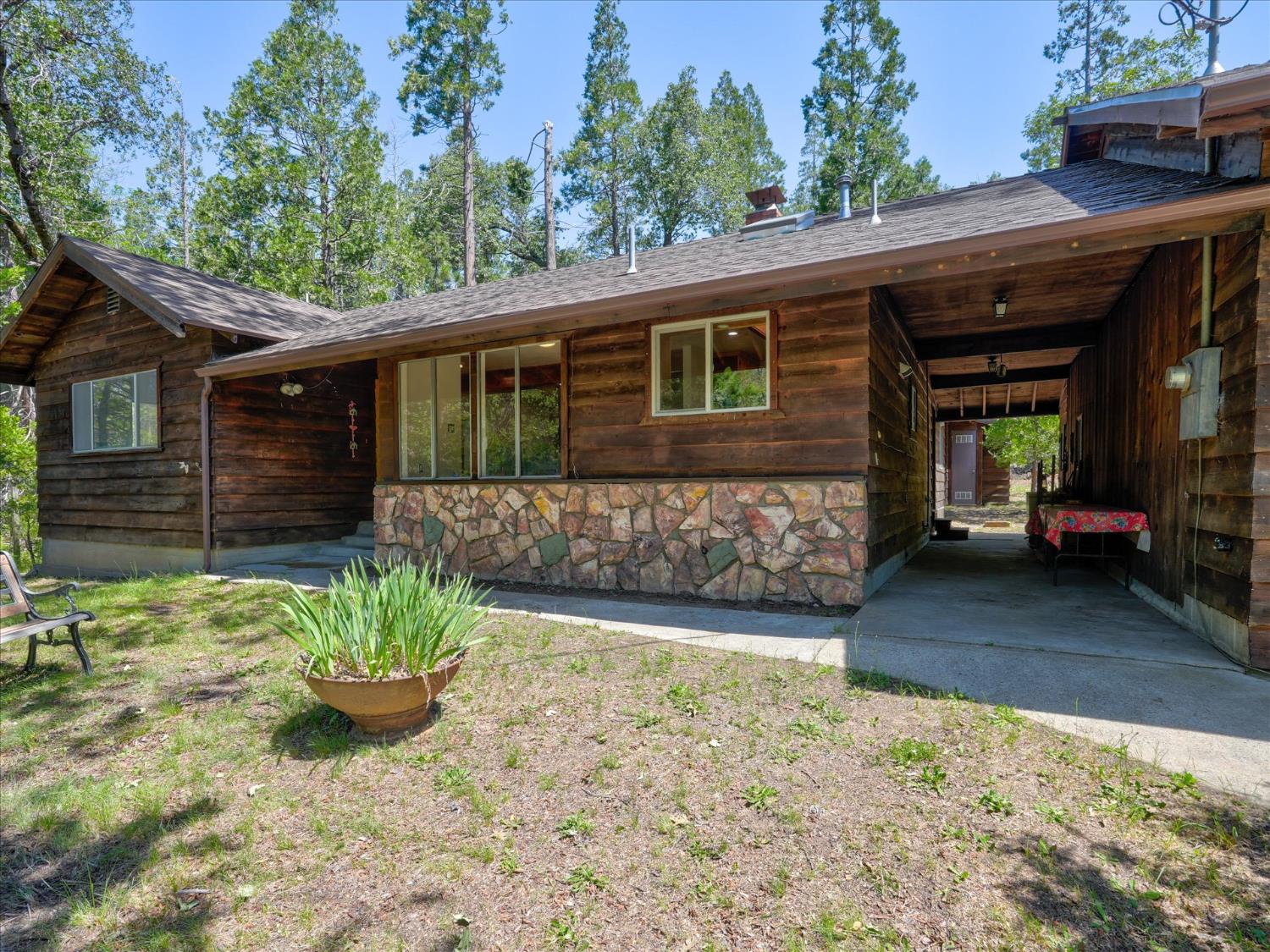 59967 Cascadel Road North Fork, CA 93643 - Photo 6 of 42