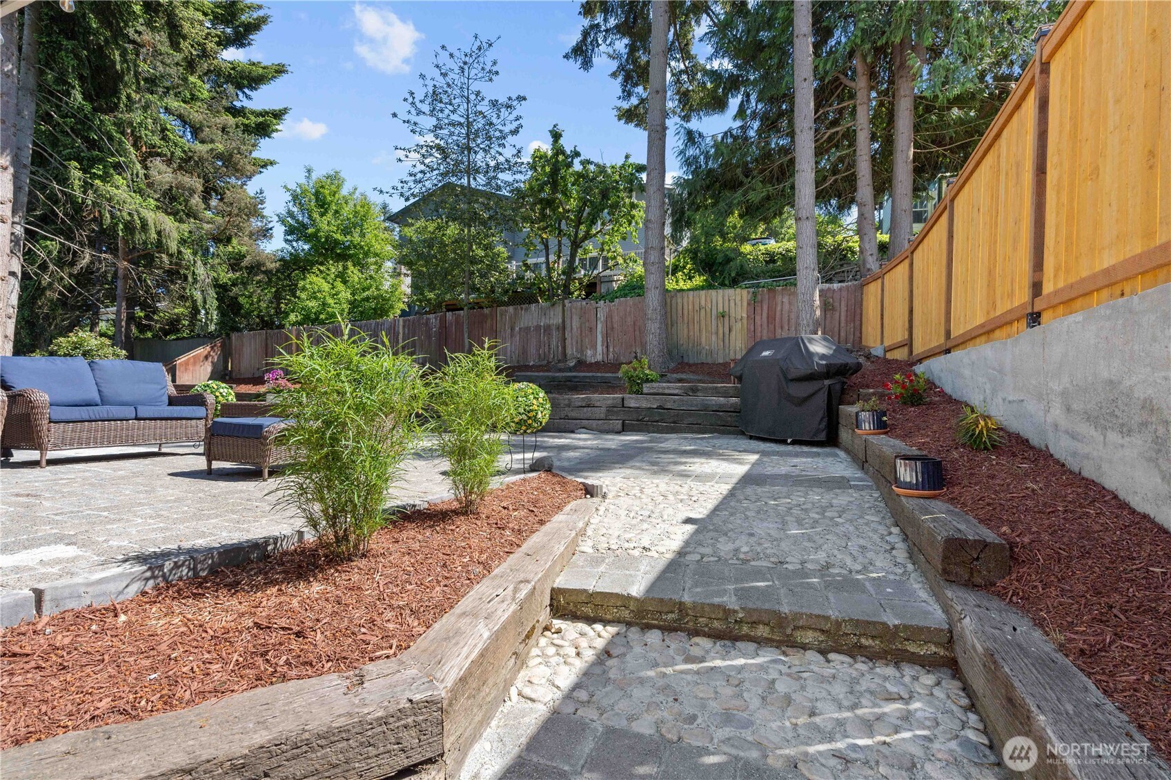 3907 Southwest 328th Street Federal Way, WA 98023 - Photo 32 of 40