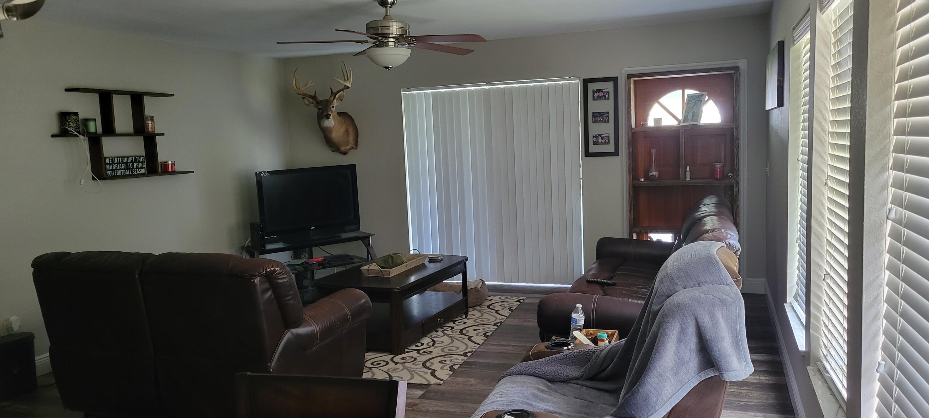 8004 Sebastian Road Fort Pierce, FL 34951 - Photo 8 of 15 living room front