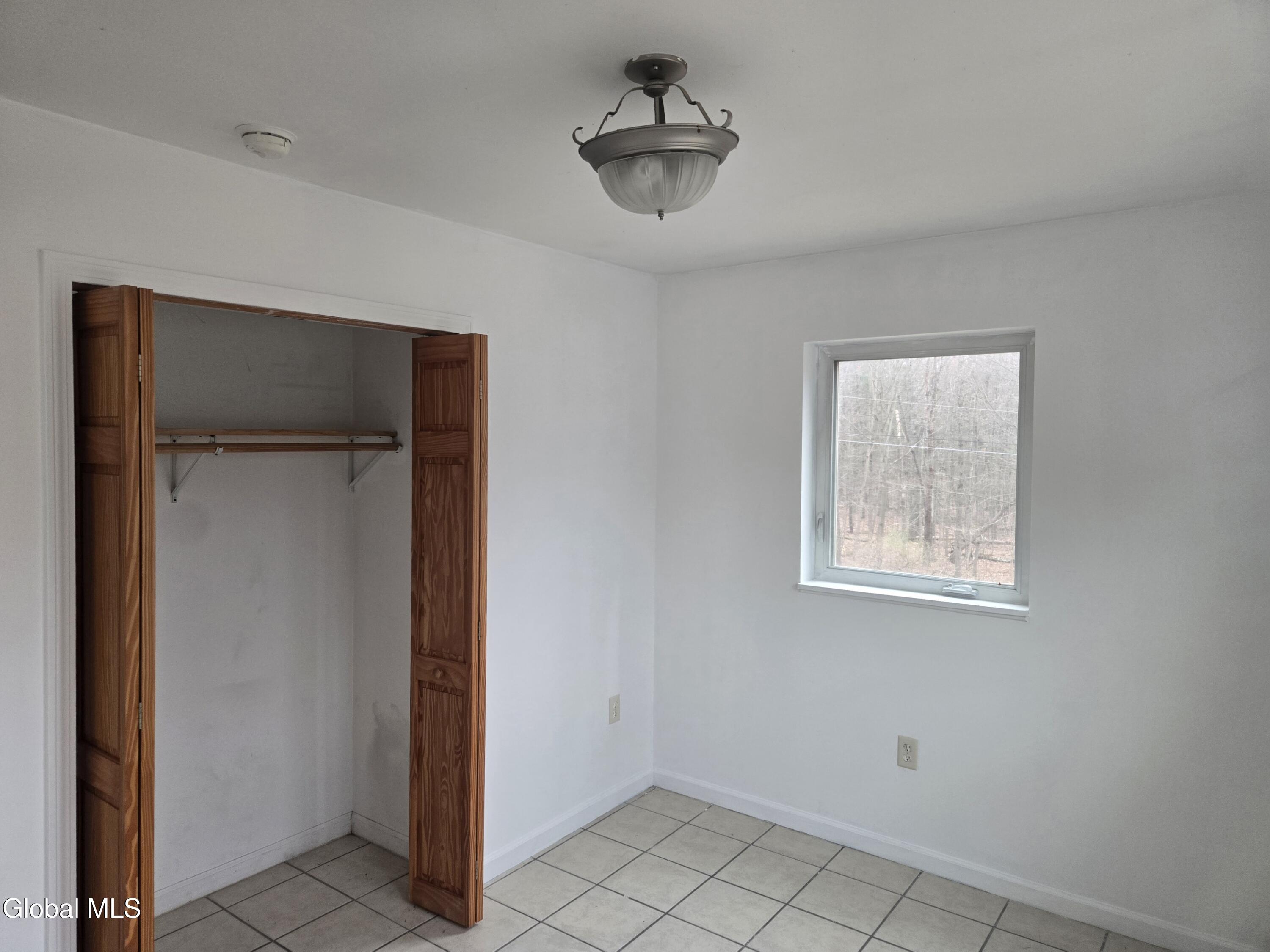 627 Englemore Road Clifton Park, NY 12065 - Photo 13 of 44 20260410_161338