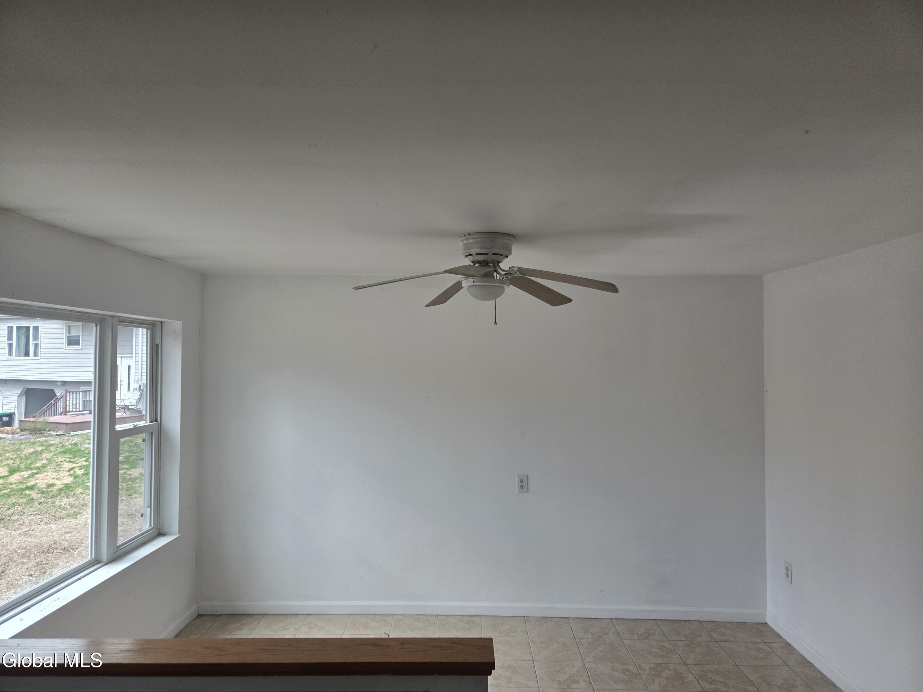 627 Englemore Road Clifton Park, NY 12065 - Photo 19 of 44 20260410_161523