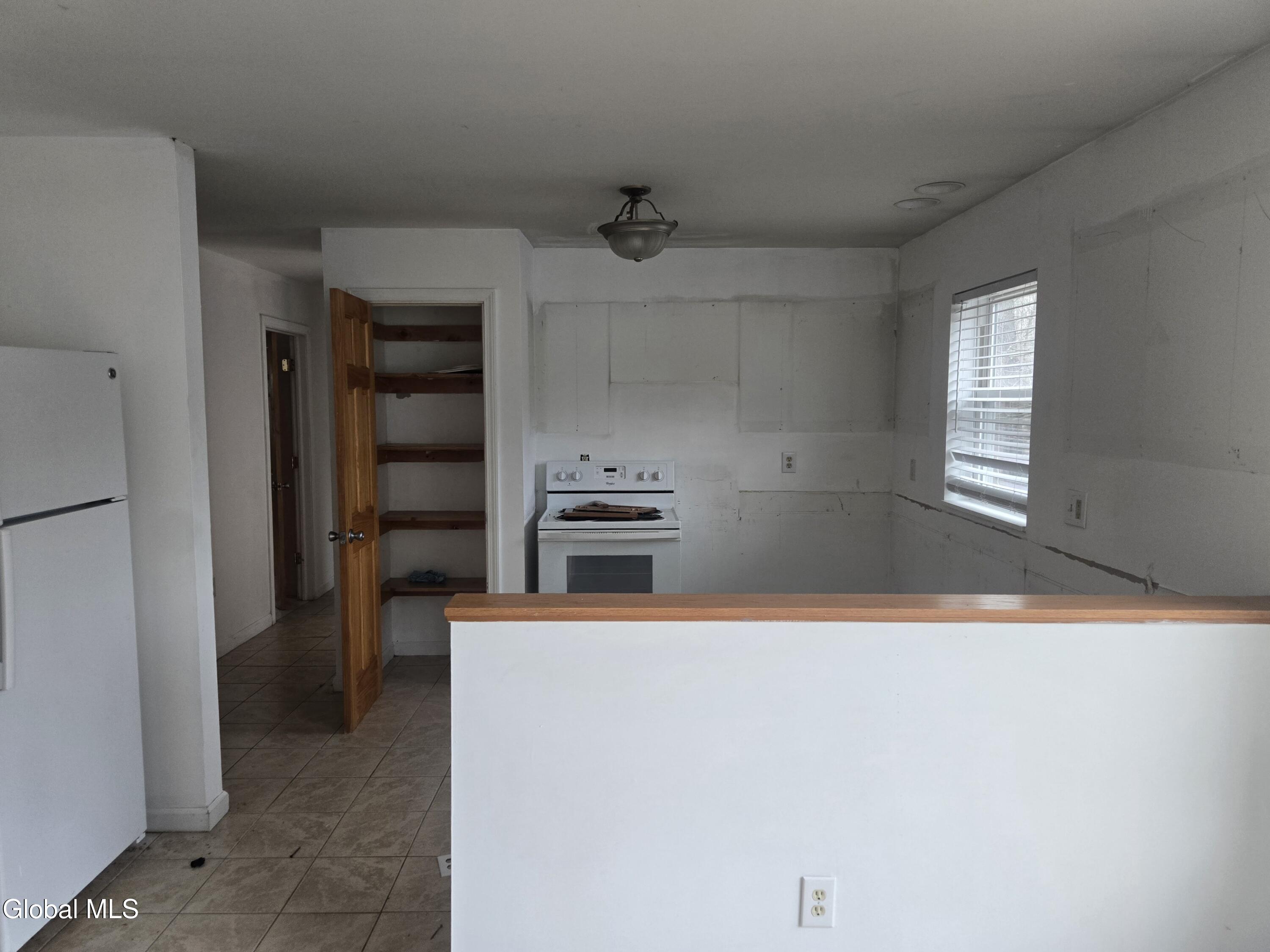 627 Englemore Road Clifton Park, NY 12065 - Photo 20 of 44 20260410_161537