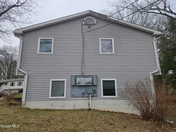 $439,900 | 627 Englemore Road, Clifton Park, NY 12065