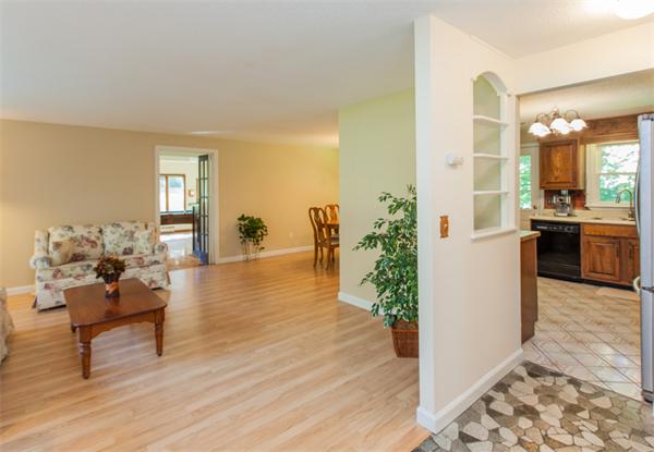 107 Forest Hill Road Feeding Hills, MA 01030 - Photo 4 of 30 Gallery Image 4