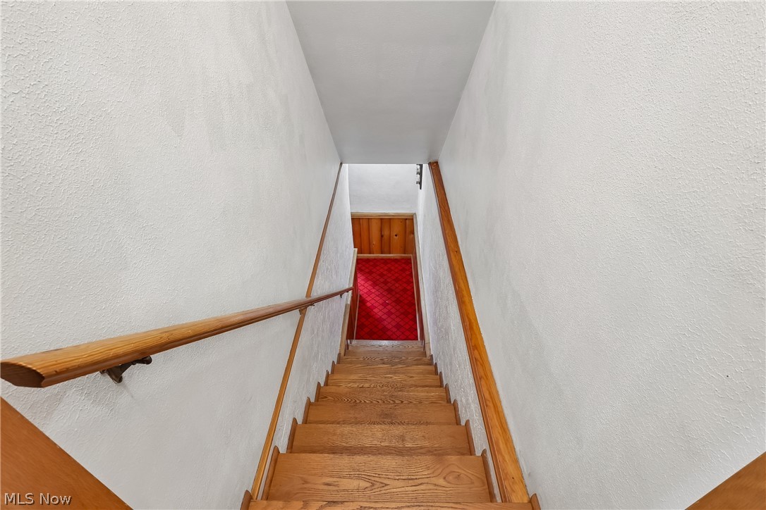 2060 6th Street Southwest Akron, OH 44314 - Photo 26 of 46 Stairway to lower level
