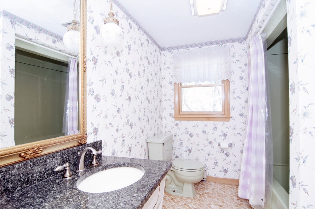 7 Burton Road Braintree, MA 02184 - Photo 25 of 30 Gallery Image 25