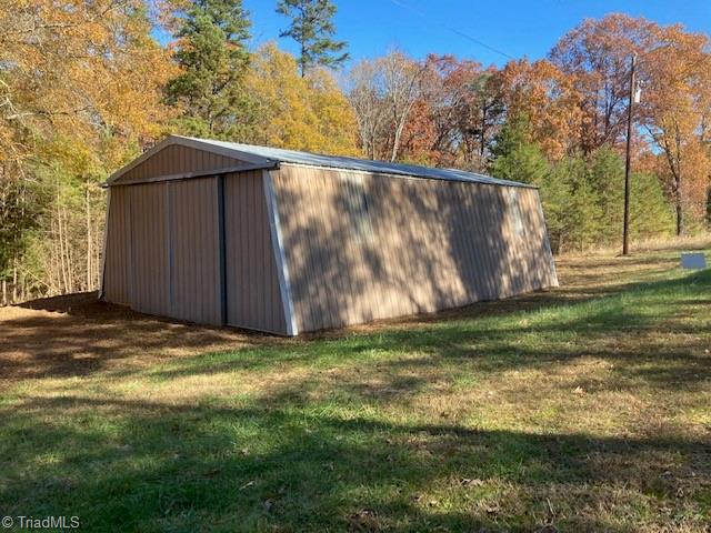 301 Gibson Road Madison, NC 27025 - Photo 2 of 10
