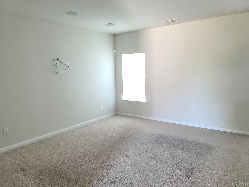 105 Green Lake Road Moyock, NC 27958 - Photo 5 of 23 Living room