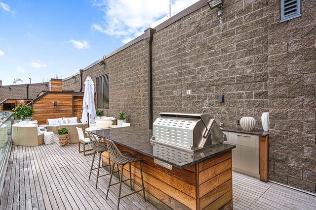 $5,495,000 | 300 Pier 4 Blvd., Unit PHF, Boston, MA 02210