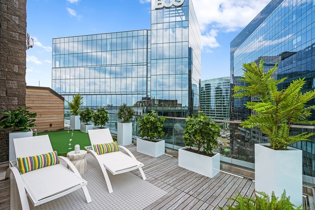 300 Pier 4 Blvd., Unit PHF Boston, MA 02210 - Photo 5 of 36