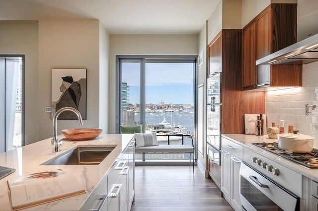 $5,495,000 | 300 Pier 4 Blvd., Unit PHF, Boston, MA 02210