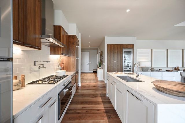 $5,495,000 | 300 Pier 4 Blvd., Unit PHF, Boston, MA 02210