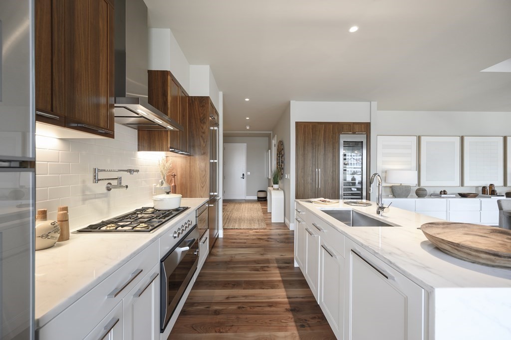 300 Pier 4 Blvd., Unit PHF Boston, MA 02210 - Photo 10 of 36