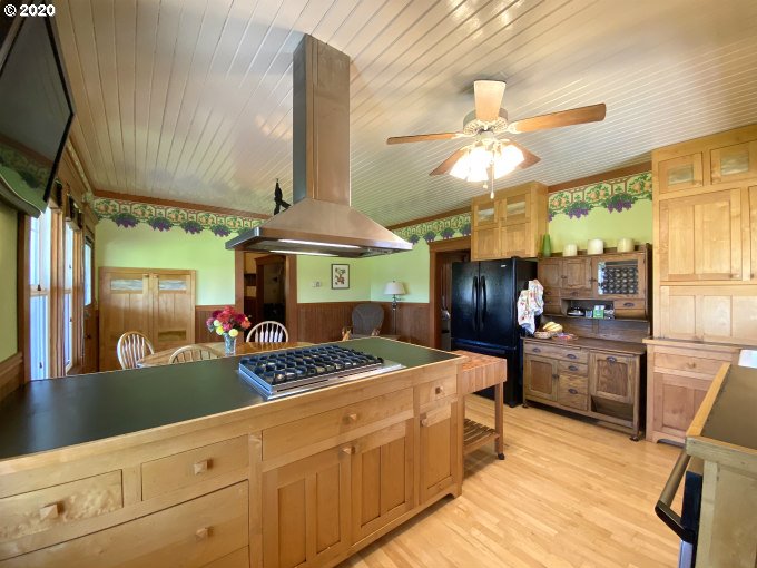 10640 Freeman Road Birkenfeld, OR 97016 - Photo 13 of 32 Gallery Image 13