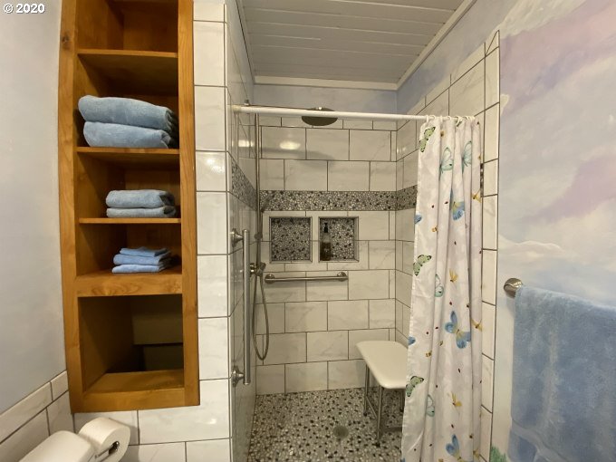 10640 Freeman Road Birkenfeld, OR 97016 - Photo 21 of 32 Gallery Image 21