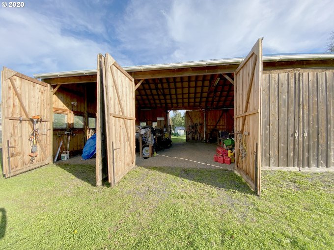 10640 Freeman Road Birkenfeld, OR 97016 - Photo 25 of 32 Gallery Image 25