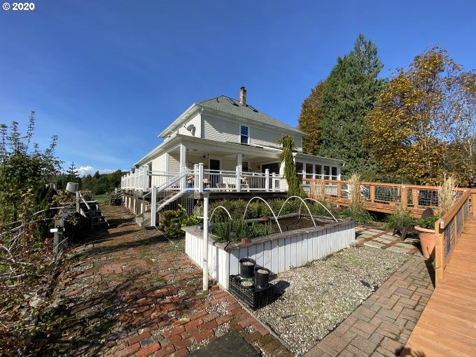 10640 Freeman Road Birkenfeld, OR 97016 - Photo 9 of 32 Gallery Image 9