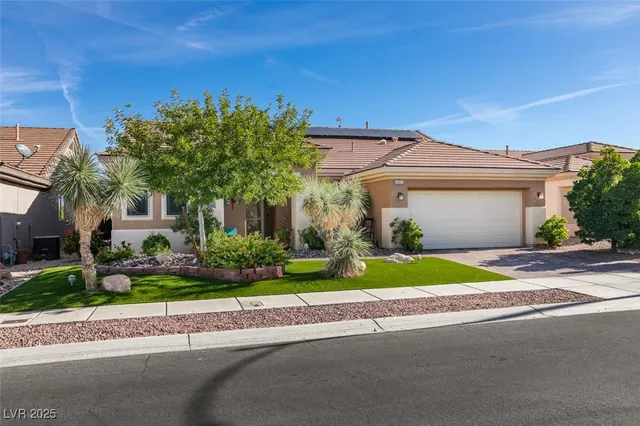 $675,000 | 2022 High Mesa Drive, Henderson, NV 89012