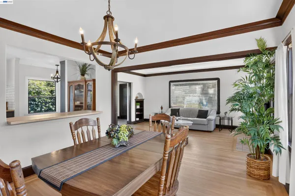 $1,099,000 | 464 Kenilworth Avenue, San Leandro, CA 94577