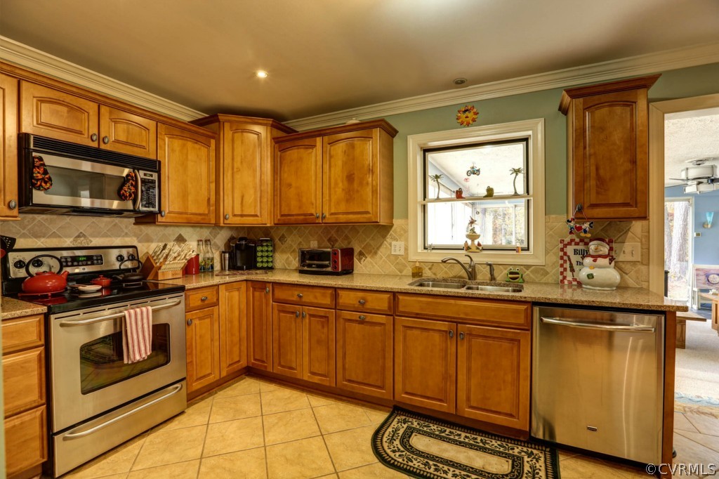 1840 Bracken Road North Chesterfield, VA 23236 - Photo 8 of 23 Gallery Image 8