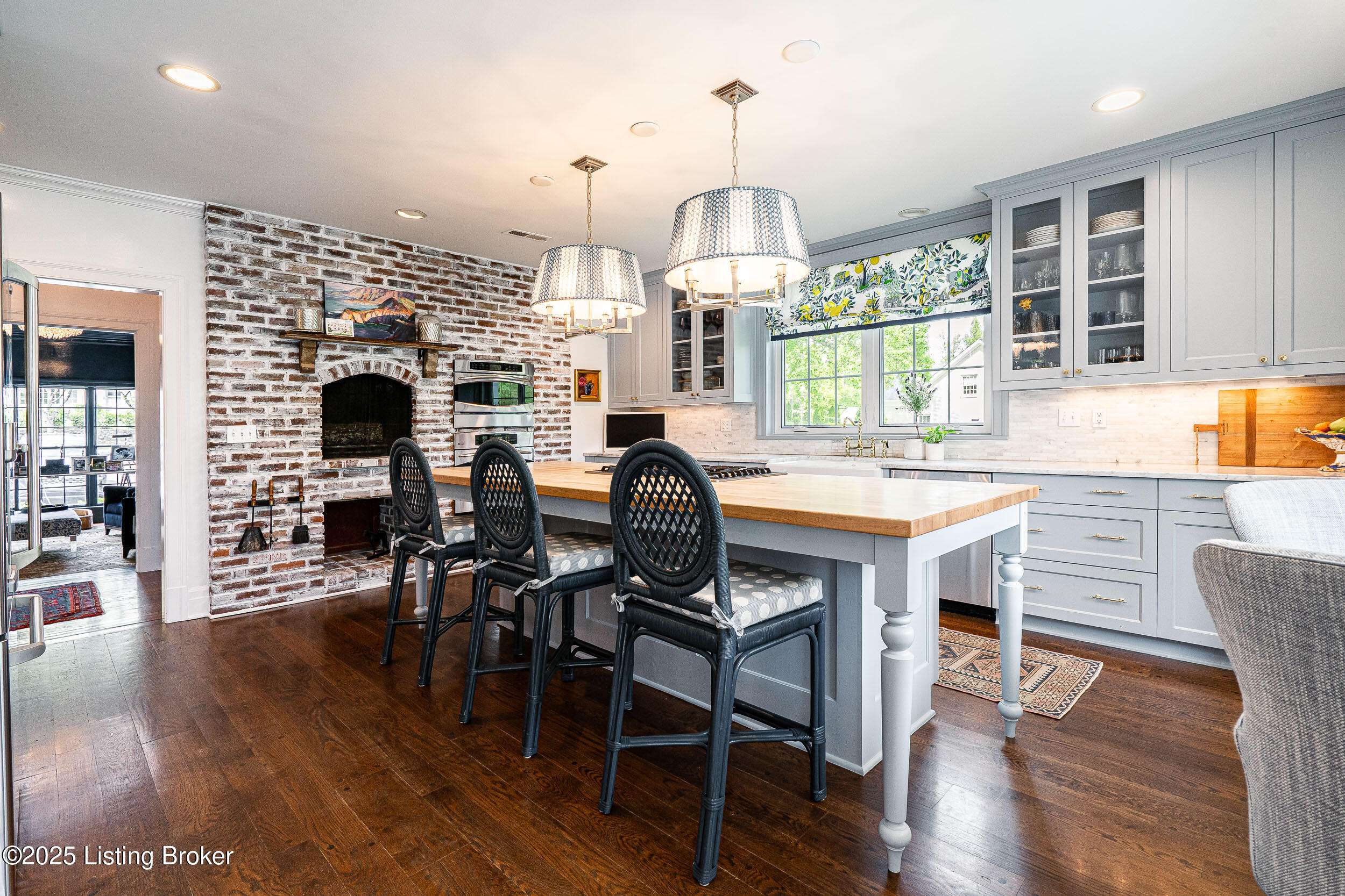 320 Mockingbird Valley Road Louisville, KY 40207 - Photo 16 of 80 320 Mockingbird Valley Rd-56