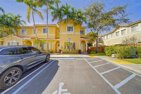 $3,500 | 8432 Northwest 107th Court, Unit 1135, Doral, FL 33178