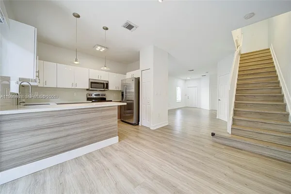 $3,500 | 8432 Northwest 107th Court, Unit 1135, Doral, FL 33178