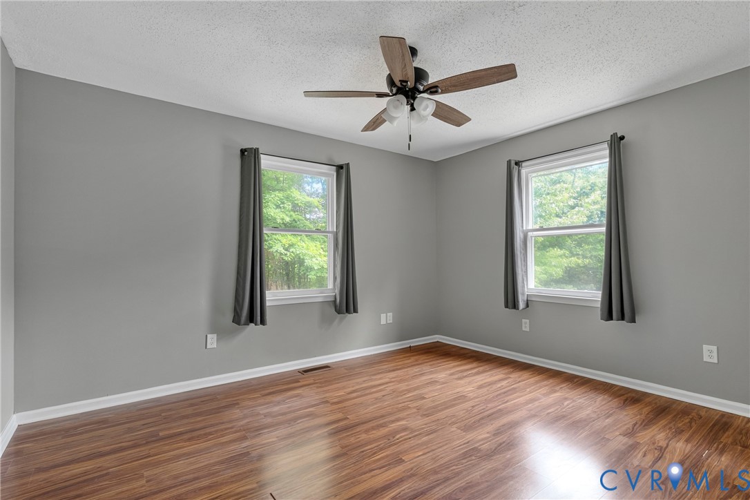 95 B-A-H Road Scottsville, VA 24590 - Photo 4 of 29