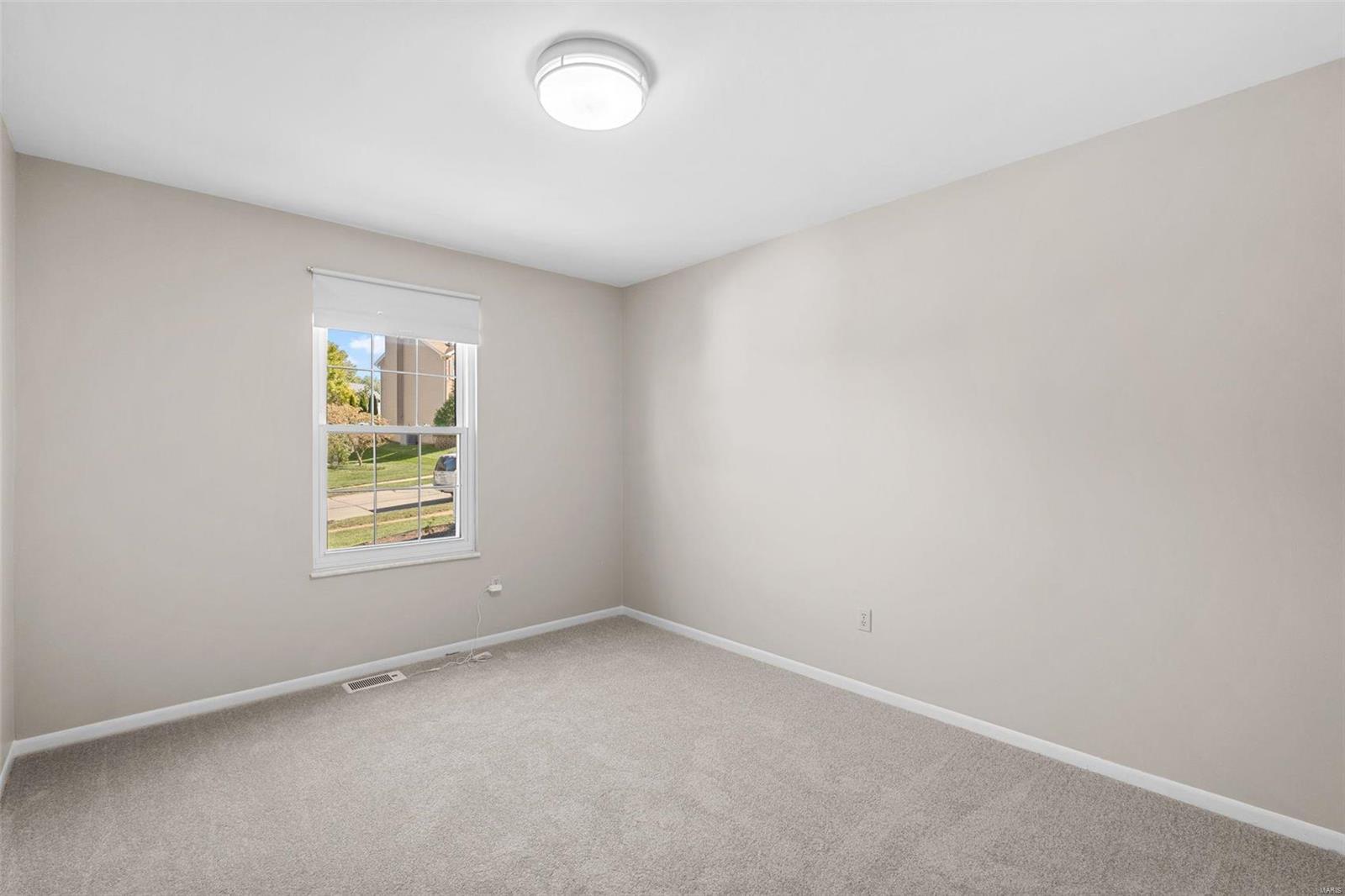 726 Strafford Ridge Drive Ballwin, MO 63021 - Photo 24 of 36