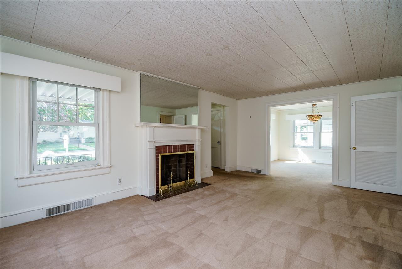 317 Hudson Street Raleigh, NC 27608 - Photo 4 of 28 Photo 4