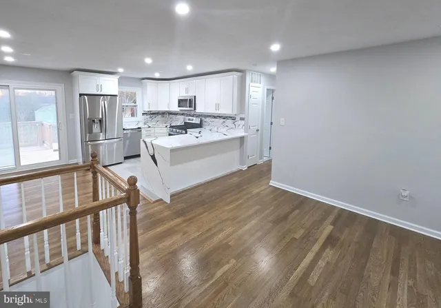 $3,700 | 4813 Lawrence Street, Alexandria, VA 22309