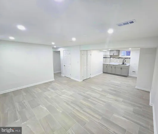 a vase of flowers sitting on a table