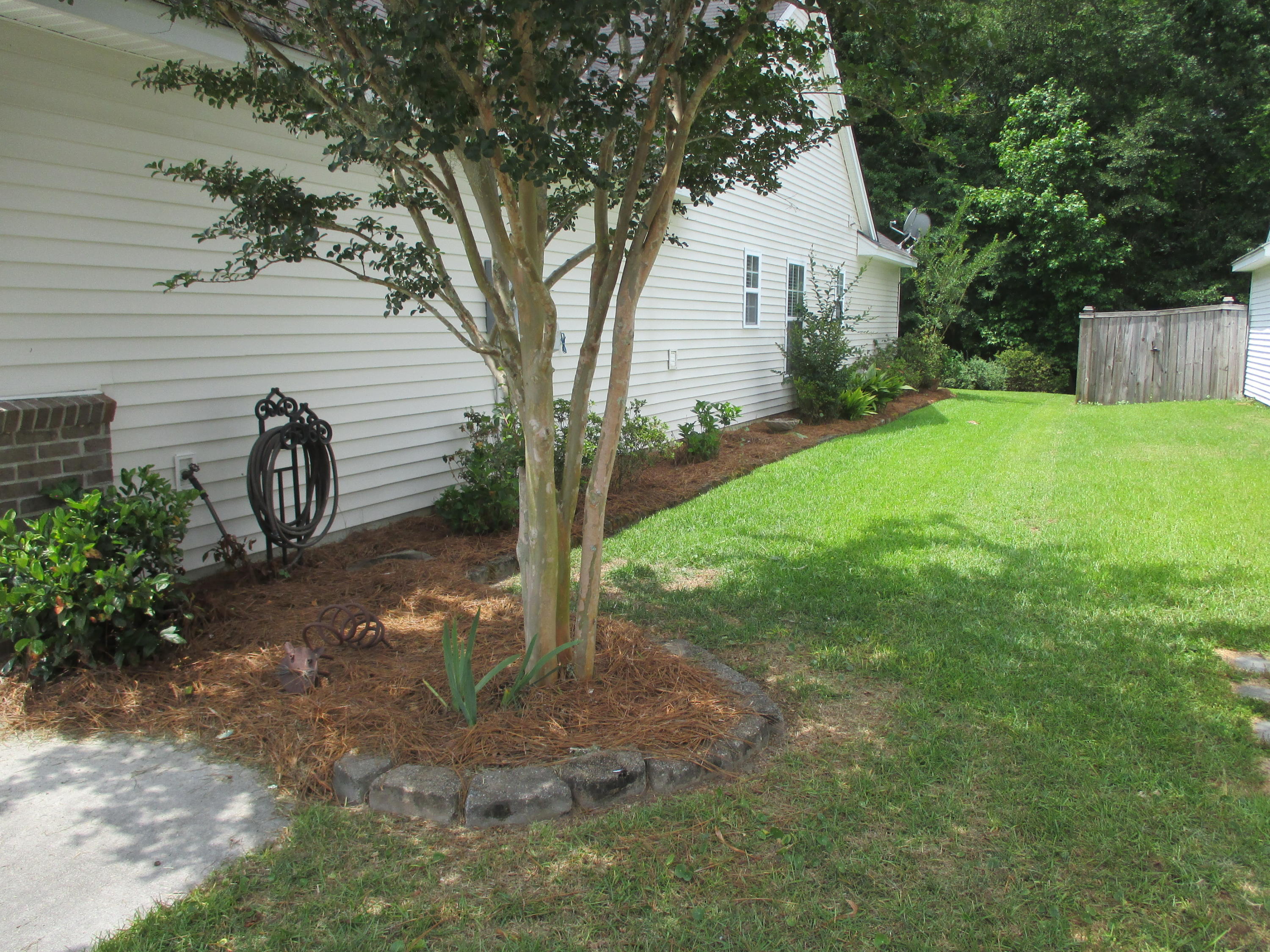 255 Border Road Goose Creek, SC 29445 - Photo 23 of 46 255 Border Rd (18)